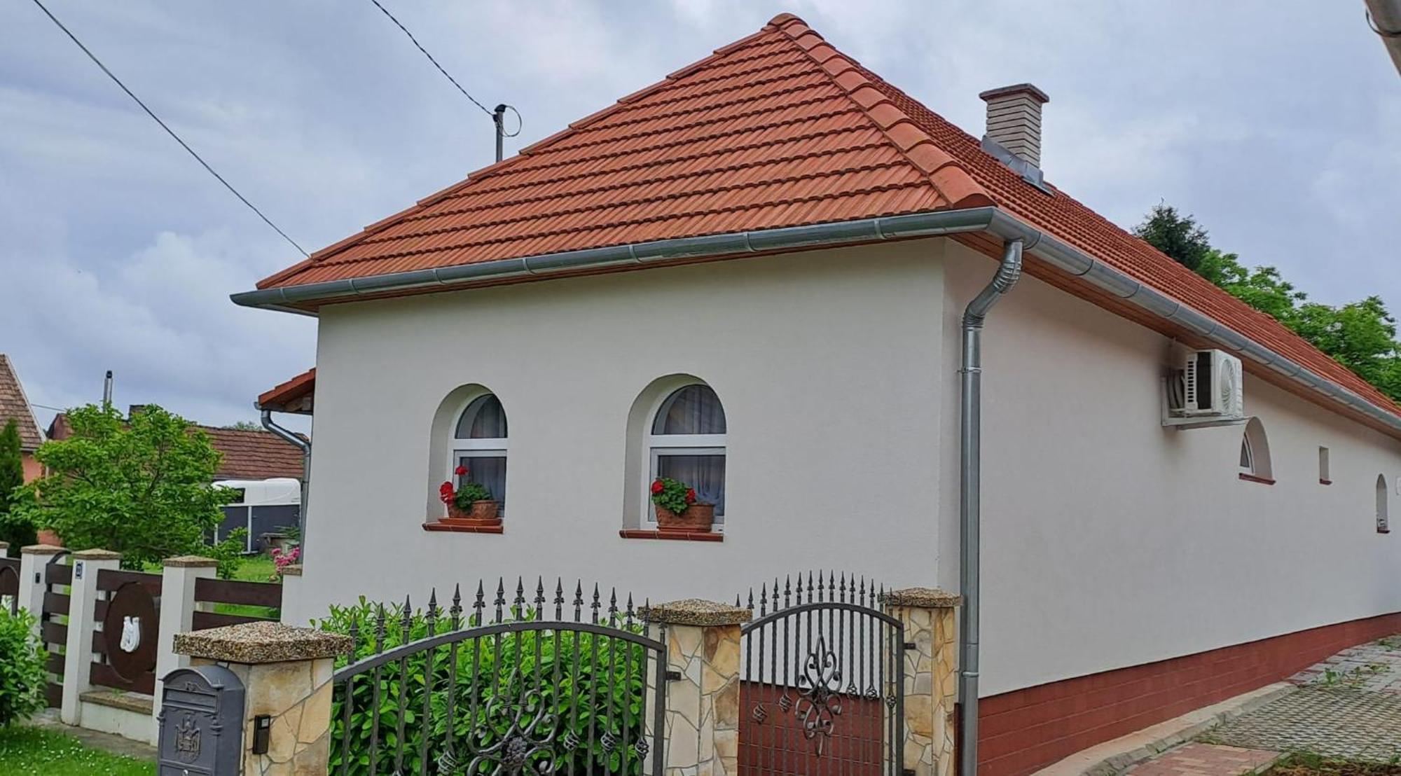 Willa Manipura Szemenyecsörnye Zewnętrze zdjęcie
